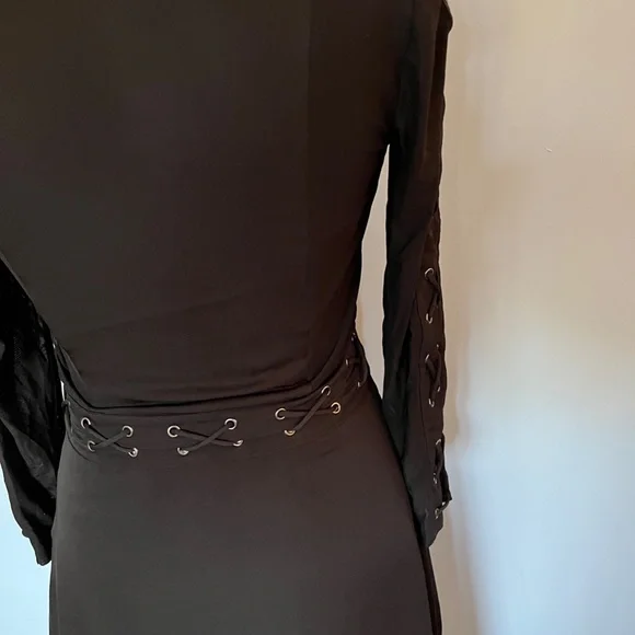 chinese dress ladies Buy Haute Hippie Women's Morrison Dress, Mint Floral, XS at Amazon.in main image 0